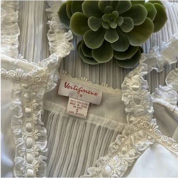 Vintage CUTE 80s-90s White Baby Doll Pleated negligee chemise Lace Frill details - Picture 6 of 15